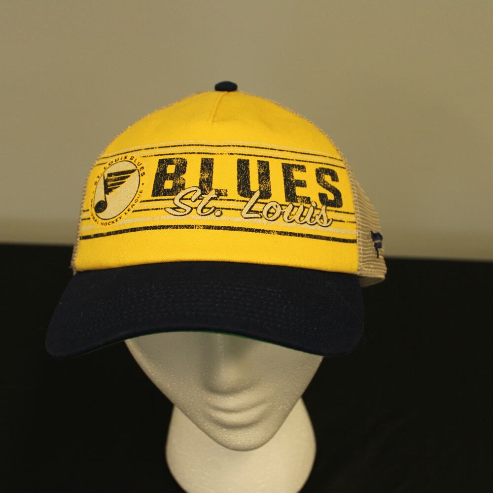 St Louis Blues NHL Gold Navy Blue Beige Fanatics Snapback Trucker Hat New NWT